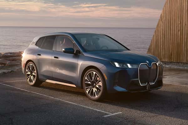 BMW iX