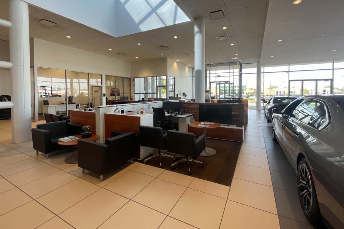 BMW of Schererville Dealership
