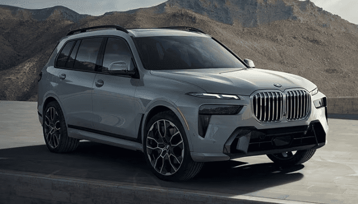 BMW X7 model page