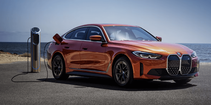 2024 BMW i4 Comparison page
