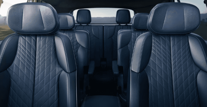 2025 Volvo EX90 Interior
