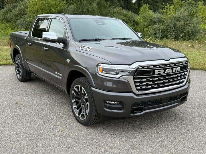 2026 RAM 1500 Crew Cab 4x4 exterior profile