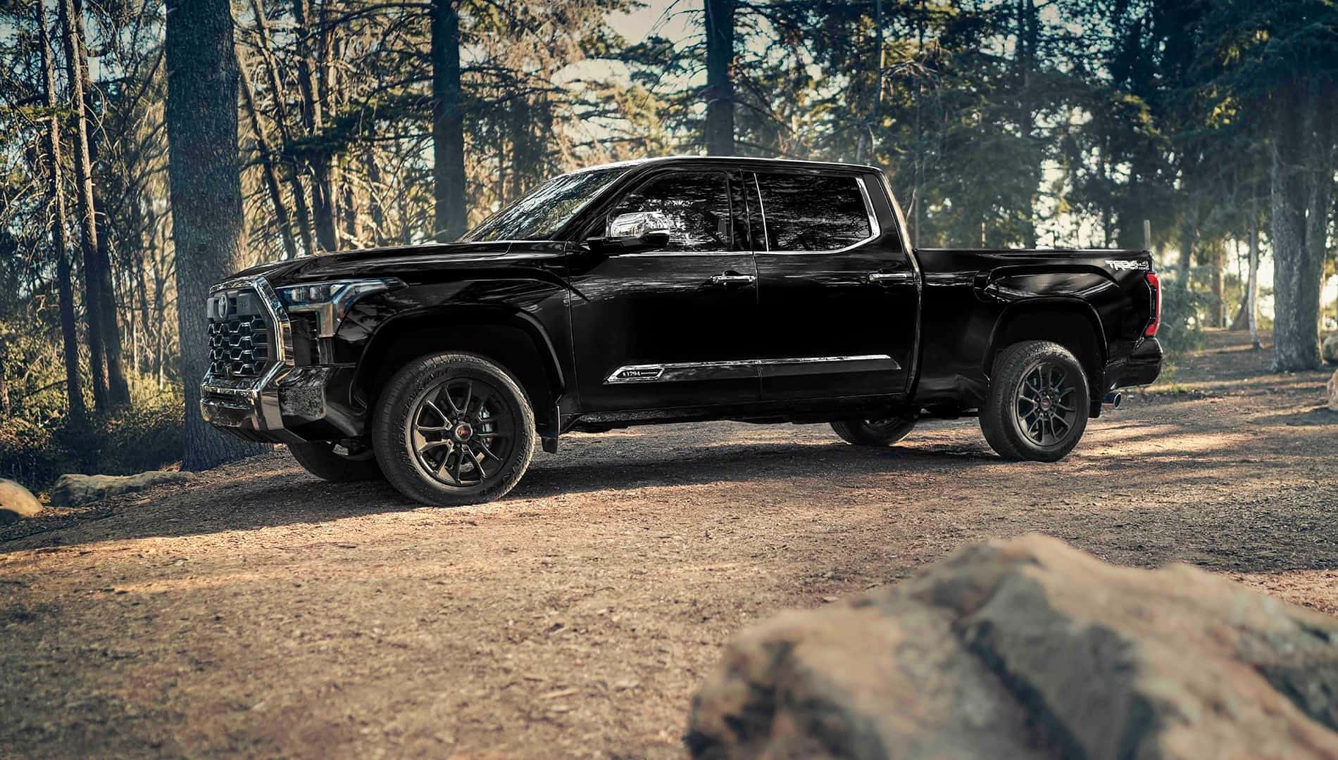 2026 Toyota Tundra CrewMax 4x4 exterior profile