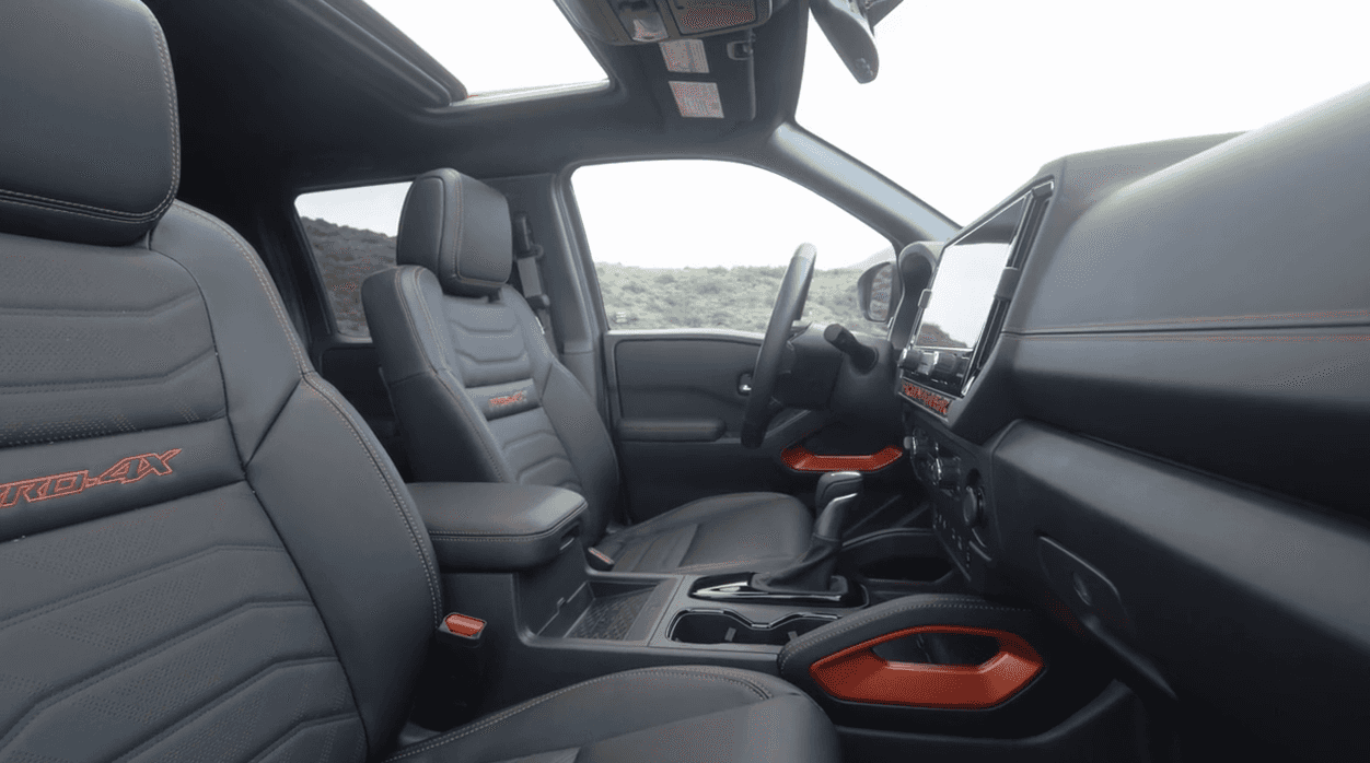 2025-nissan-frontier-pro-4x-interior