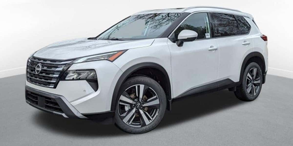 2025 Nissan Rogue Everest White Tricoat Exterior