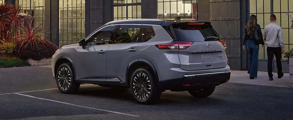 2026 Nissan Rogue Platinum exterior image
