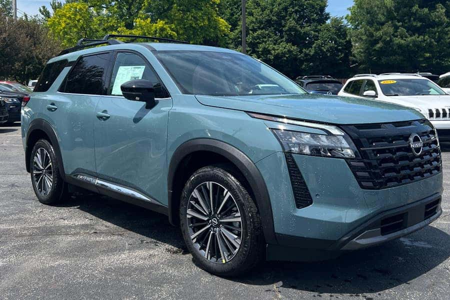 2026 Nissan Pathfinder Platinum Baltic Teal Pearl exterior color near Cleveland Ohio