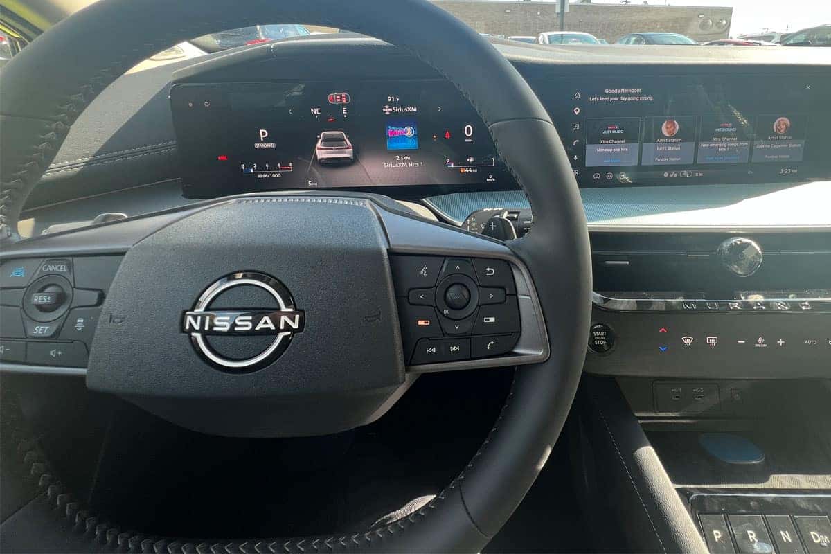 2027 Nissan Murano dashboard and front-seat interior