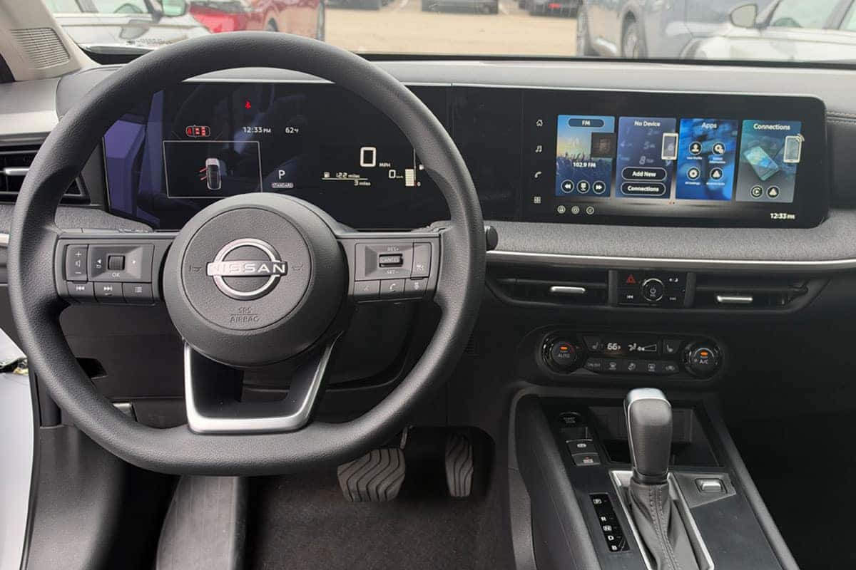 2027 Nissan Kicks interior and cargo space near Cleveland, Ohio