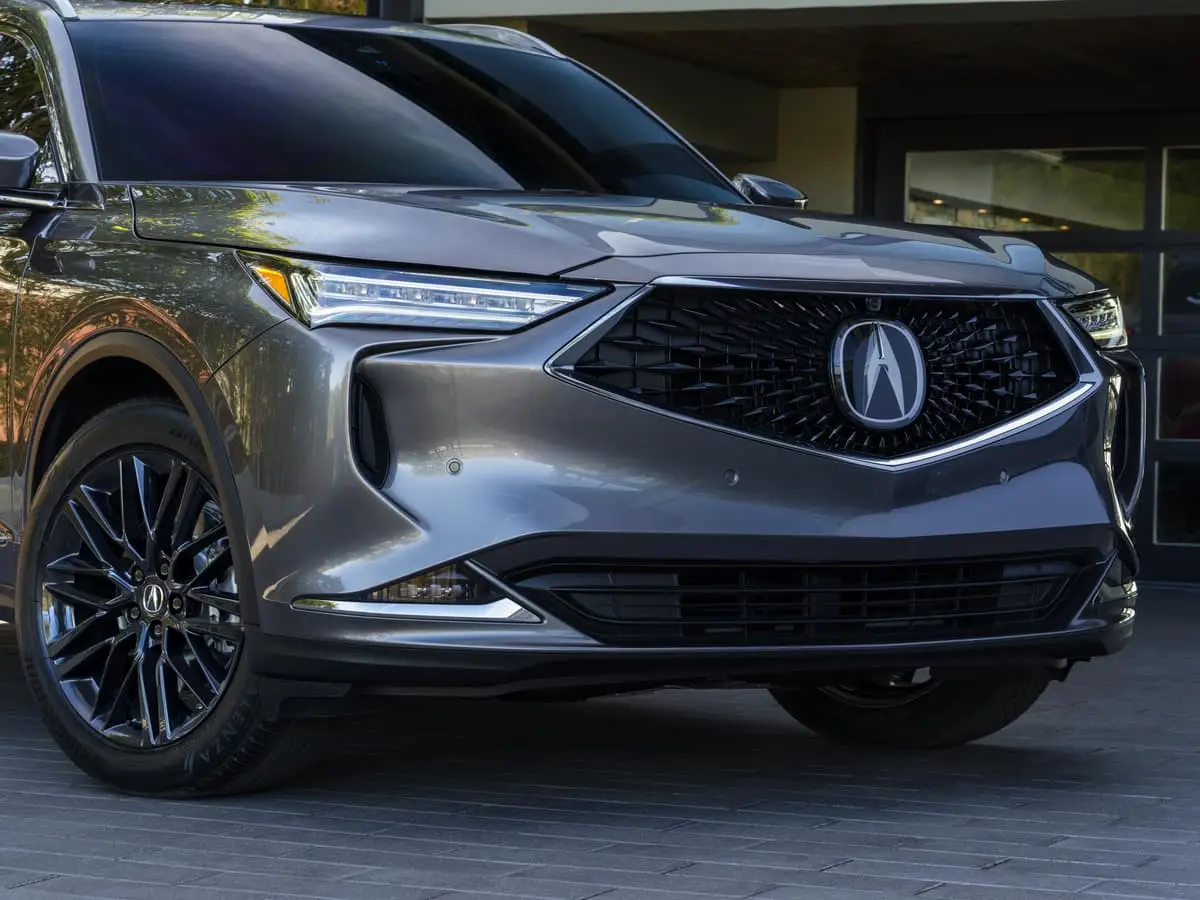 Three Acura Models Win IIHS Top Safety Ratings | Smail Acura