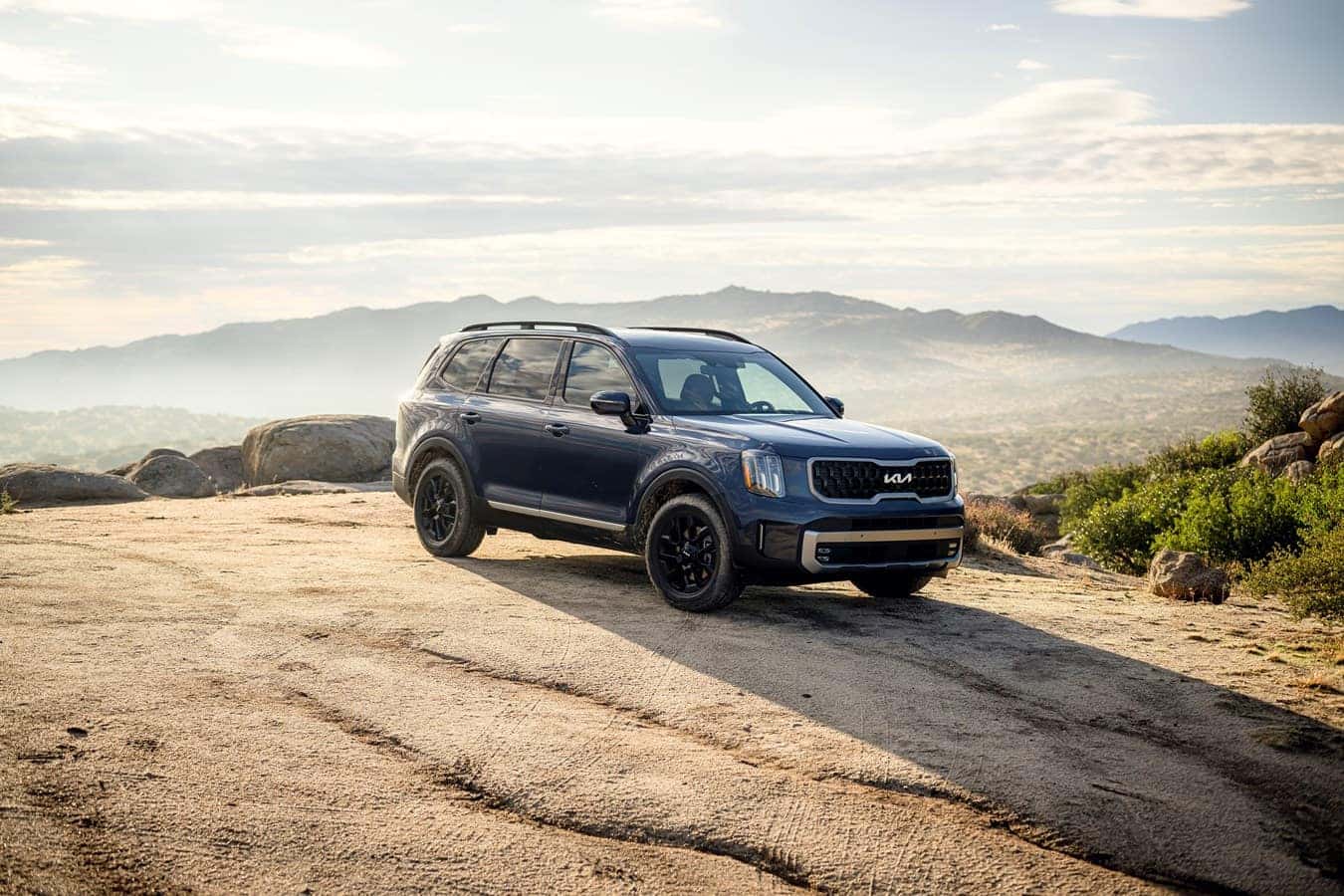 Kia EV6 and Telluride Named to Car and Driver 10Best Trucks and SUVs