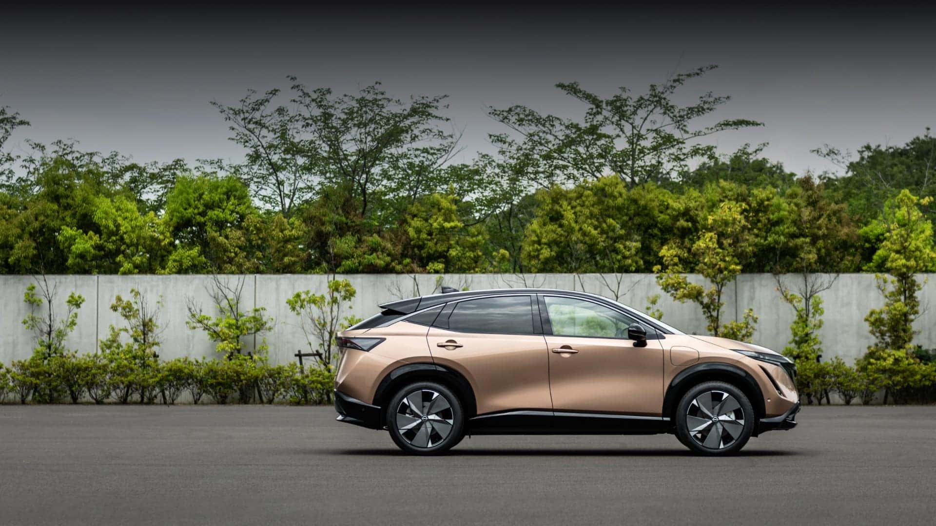 Nissan deals ev crossover