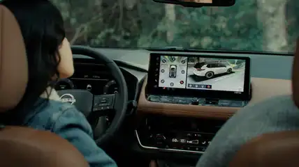 Nissan Rogue Intelligent Around View Monitor display